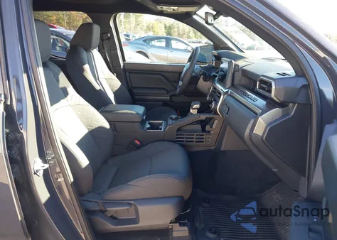 2025 Toyota Tacoma Sr5 from USA, damaged, VIN 3TMLB5JN0SM138555